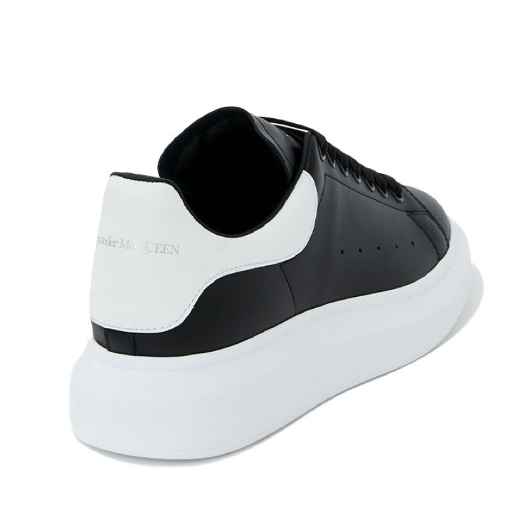 Alexander McQueen Oversized Sneaker 'Black White