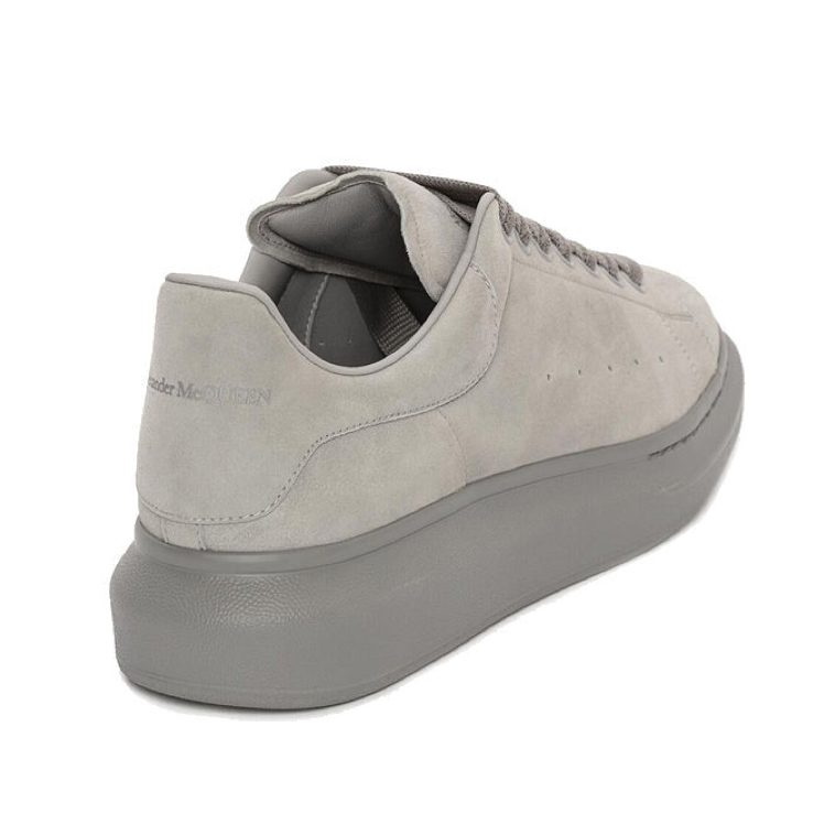 Alexander McQueen Oversized Sneaker 'Grey Suede'l