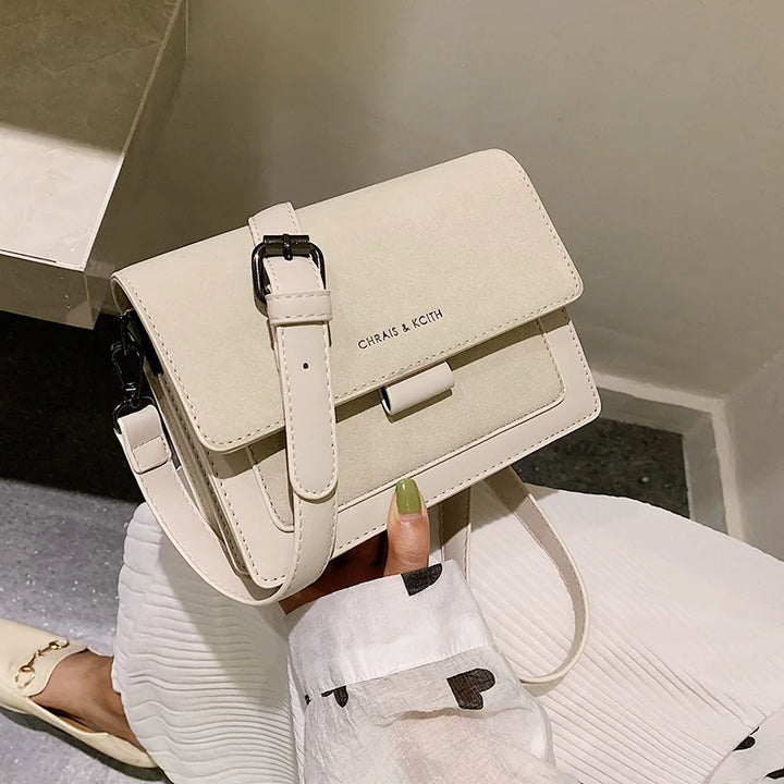 Chic small bag women's Versatile Single Shoulder Messenger Bag trendy bag