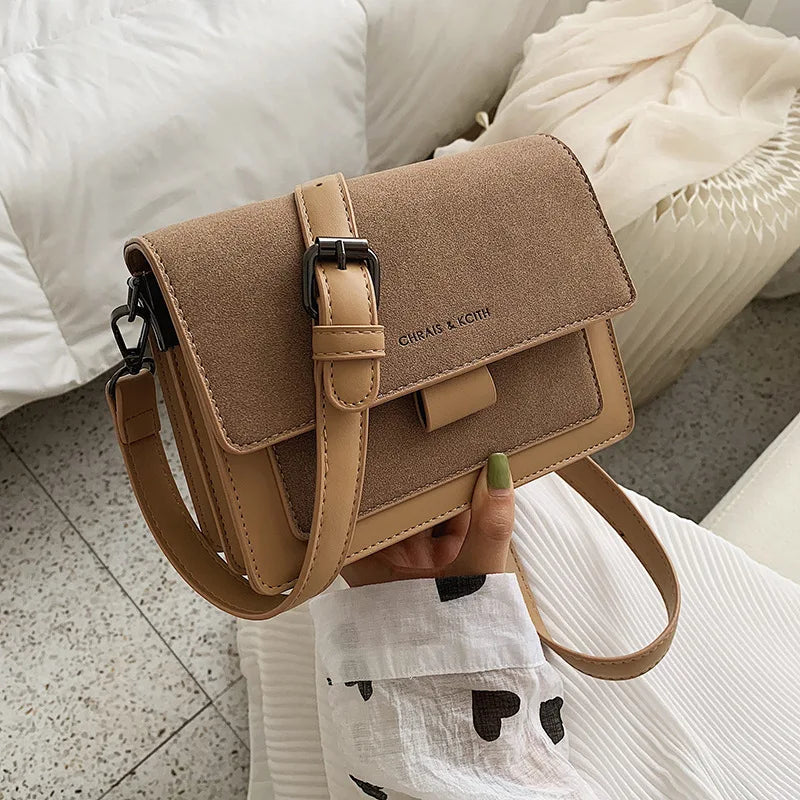 Chic small bag women's Versatile Single Shoulder Messenger Bag trendy bag
