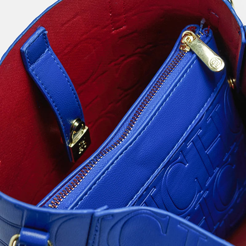 CH Classic Large Capacity Brand Shoulder Bag Letter Shoulder Strap Design Trendy Fashion Elegant Niche Crossbody Bag